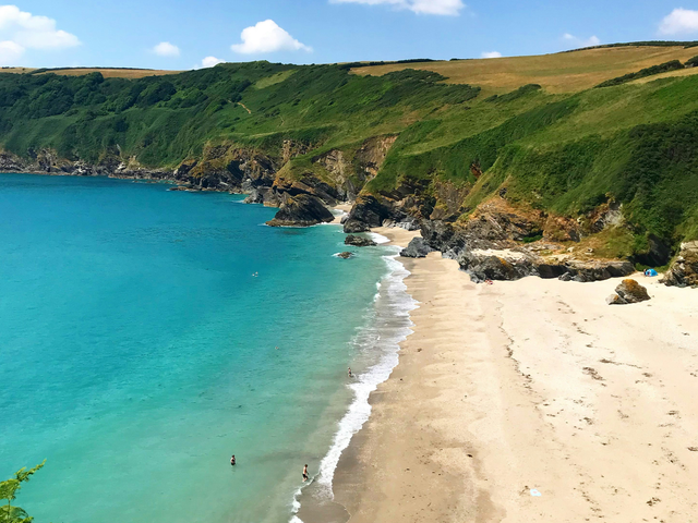 <p>Discover hidden coastal spots, such as secluded Lantic Bay, Cornwall </p>